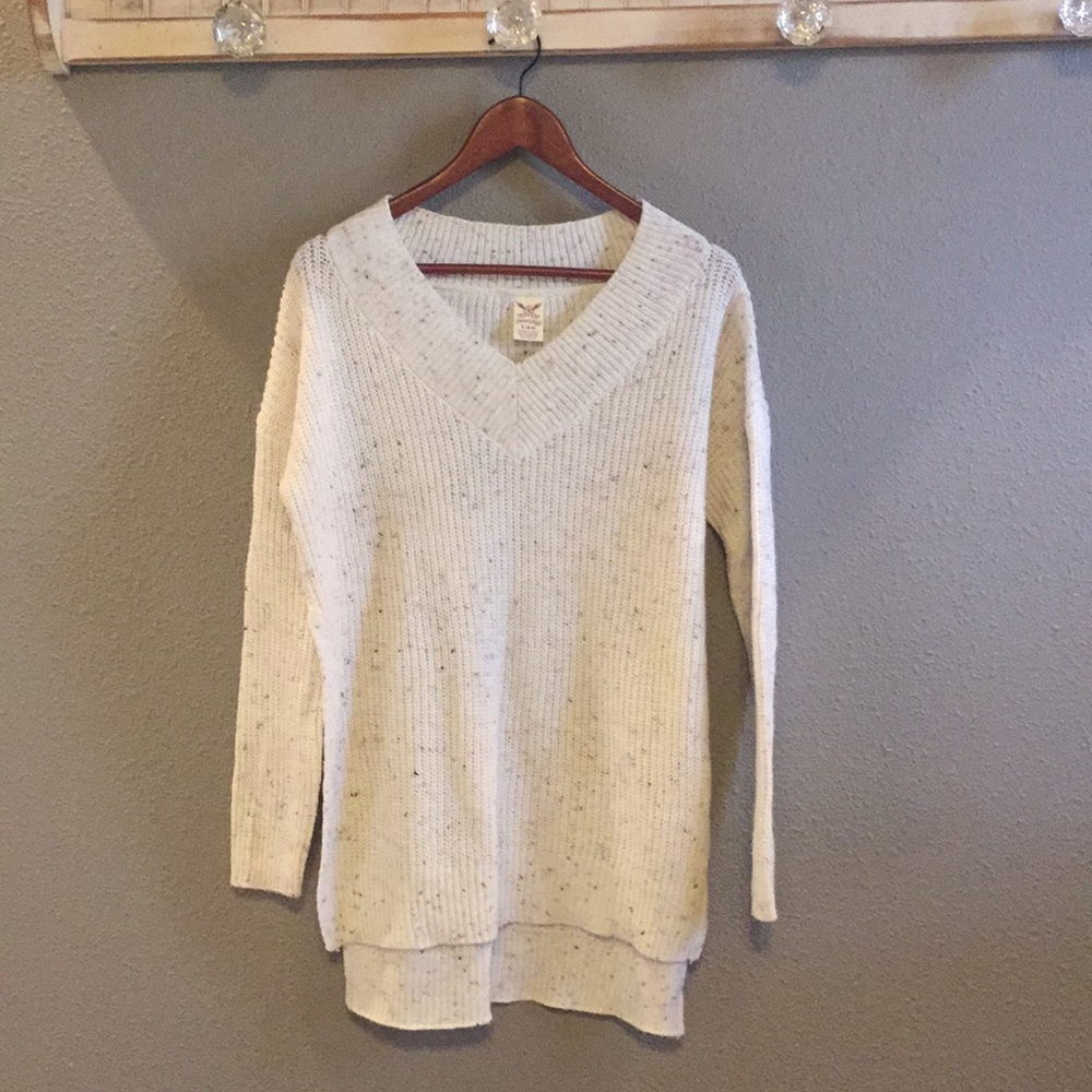 Faded Glory high slit Vneck sweater